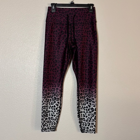 Good American Black Purple Gradient Animal Print Leggings Size 2 - Picture 1 of 6